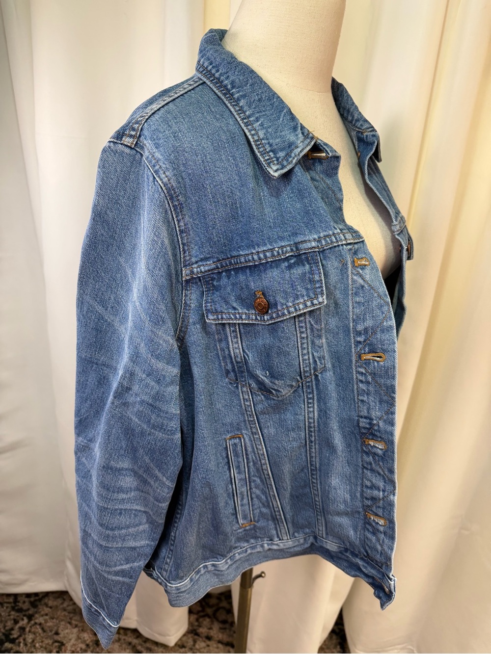 NWT Madewell ‘The Jean Jacket’ in “Pinter” Wash Plus Size 3X ASO Duchess Meghan - Picture 16 of 16